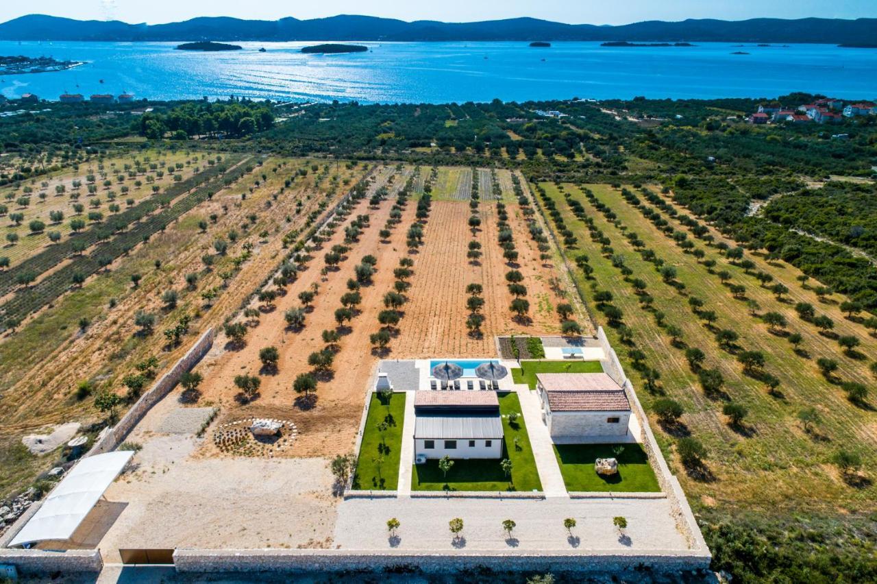 Estate Villa Duo Biograd Na Moru Exterior foto